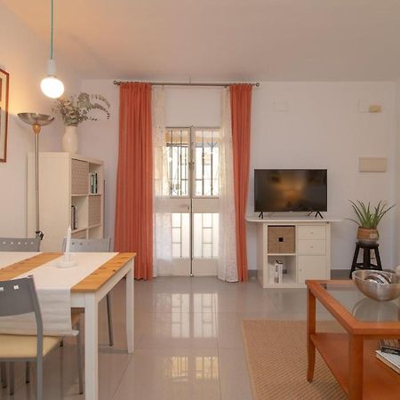 Seaside 2 Bedrooms By the Center Málaga Buitenkant foto