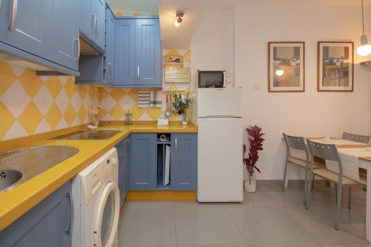 Seaside 2 Bedrooms By the Center Málaga Buitenkant foto